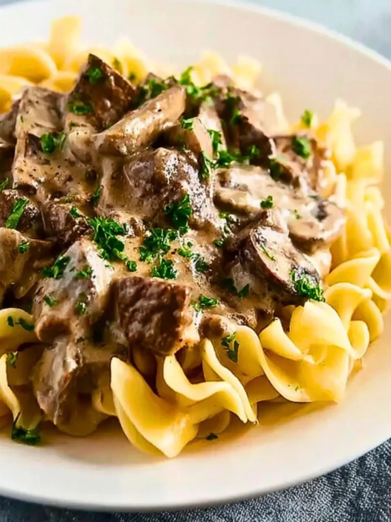Hearty Slow Cooker Beef Stroganoff (1)