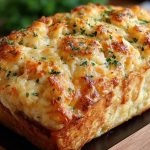 Red Lobster’s Cheese Biscuit Loaf