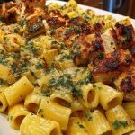 Cheesy Rigatoni with Garlic Parmesan Chicken