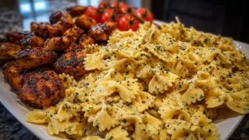 Easy Creamy Velveeta Chicken Bowtie Pasta with Garlic Mozzarella Sauce 1