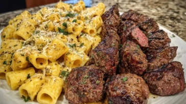 Garlic Butter Steak with Creamy Parmesan Rigatoni 1