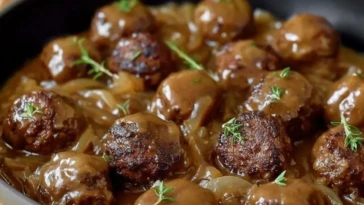 Meatballs in Savory Onion Gravy 1