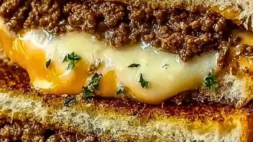 ultimate-cheesy-ground-beef-melt-2-1122x1496