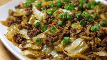 Low-Carb Mongolian Ground Beef and Cabbage 1