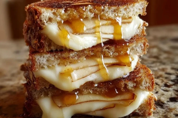 Smoked Gouda Apple Grilled Cheese