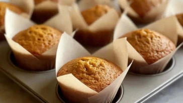 Sweet Pumpkin Cupcakes with Espresso Cream Cheese Frosting
